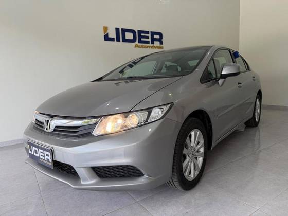 HONDA CIVIC 1.8 LXS 16V FLEX 4P AUTOMÁTICO
